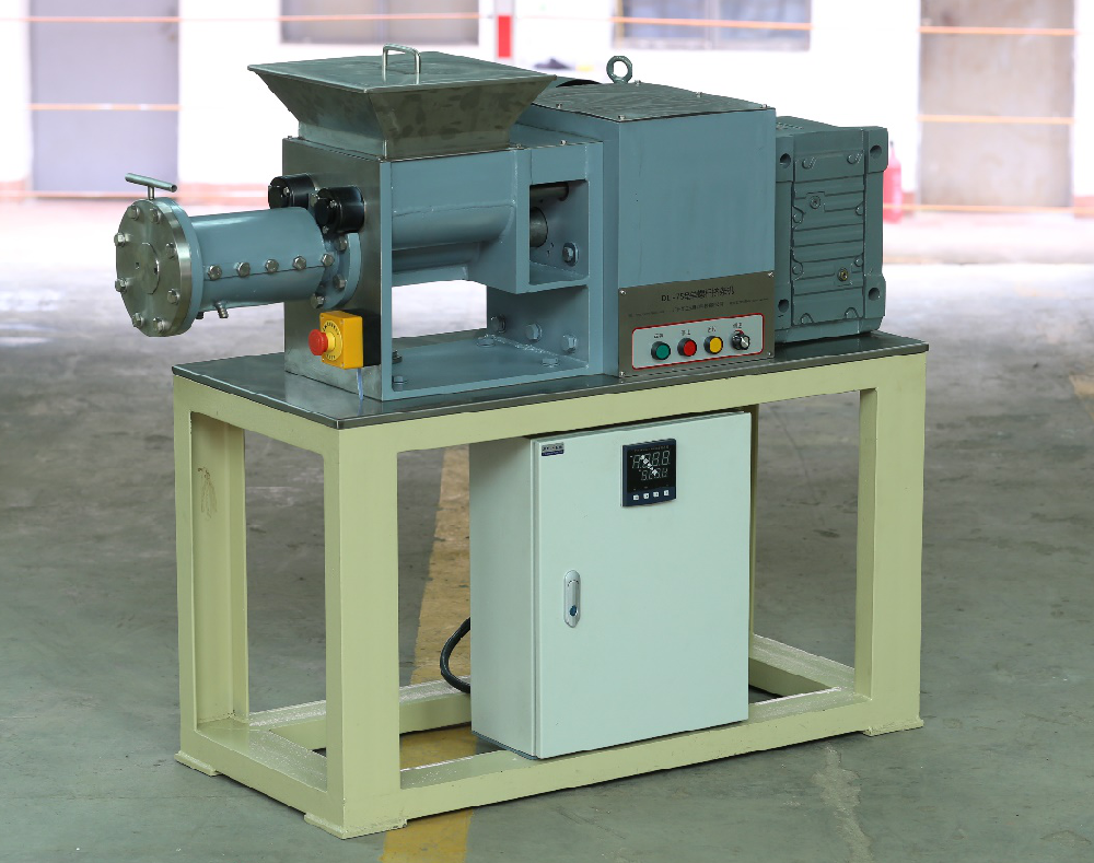 雙螺桿造粒機(jī)的日常維護(hù)